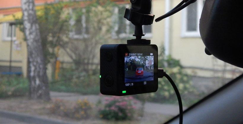 Видеорегистратор Ezviz S2